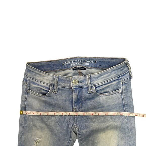American Eagle Women's Size 2 Ripped Skinny Jeans Distressed Jegging Light Wash - Picture 6 of 13